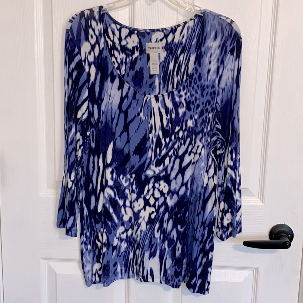 Ladies Chico’s Tunic Size 2X in blue, black & white in EUC gently worn no tears